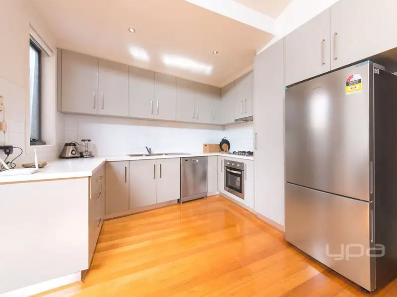 Main view of Homely unit listing, 4/20 Ridge Road, Oak Park VIC 3046