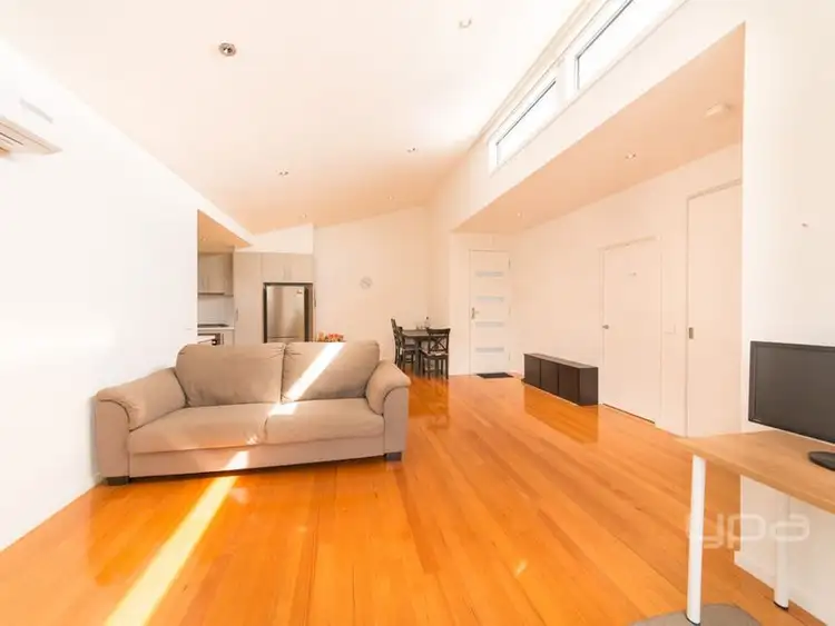 Second view of Homely unit listing, 4/20 Ridge Road, Oak Park VIC 3046