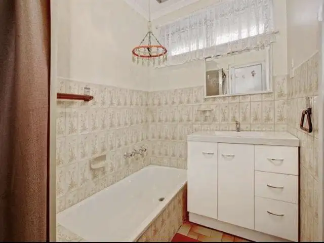 Fifth view of Homely house listing, 110 Johnstone Street, Broadmeadows VIC 3047