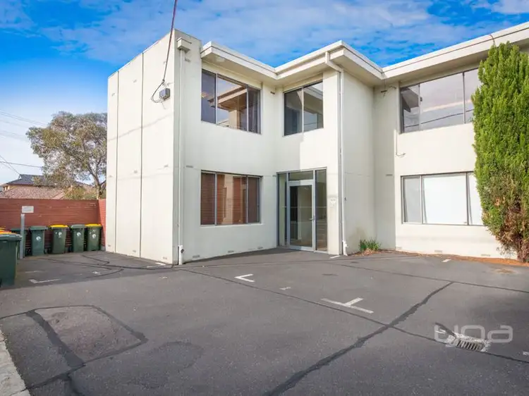 2/77 Chapman Avenue, Glenroy VIC 3046