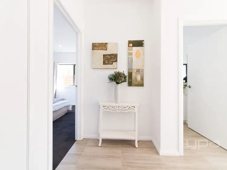 Fifth view of Homely unit listing, 4/17 Leonard Avenue, Glenroy VIC 3046