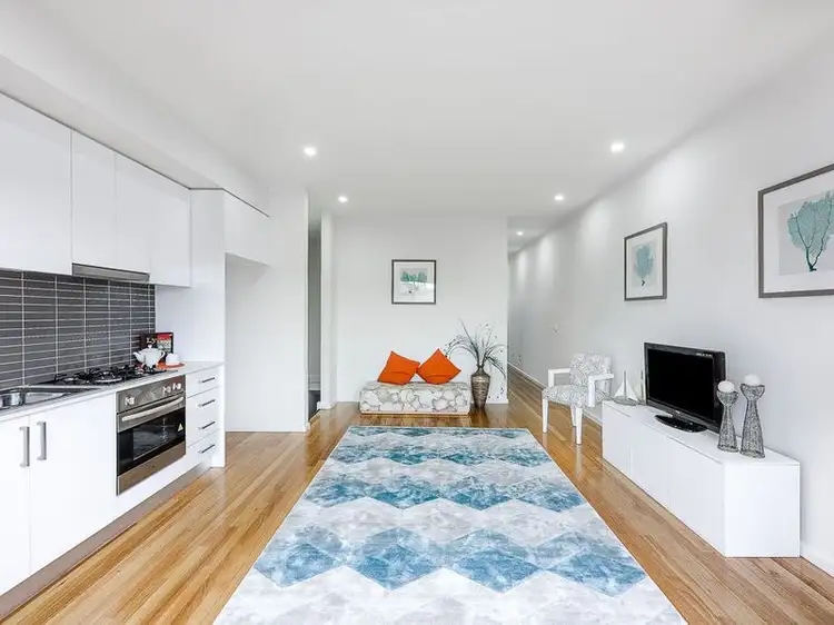 Fourth view of Homely townhouse listing, 5/2 Grandview Street, Glenroy VIC 3046