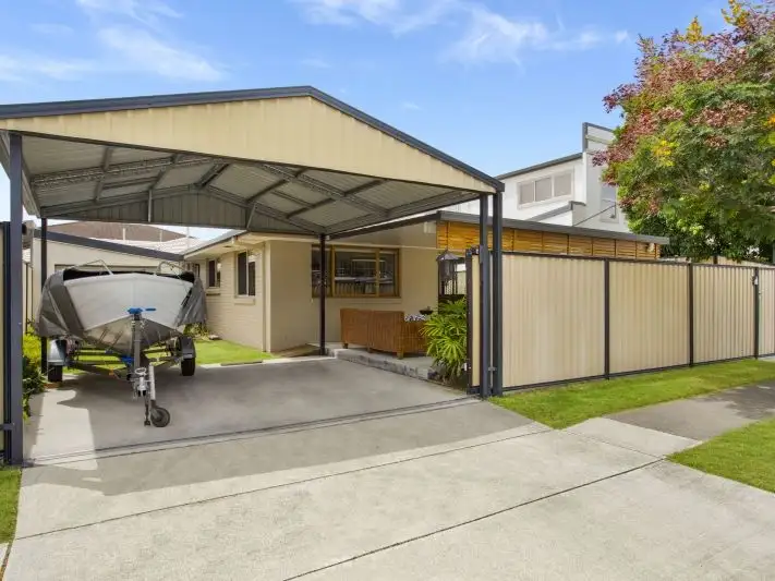 Second view of Homely house listing, 1/399 Bayview Street, Hollywell QLD 4216
