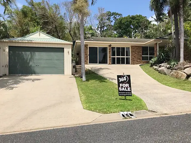13 Hillcrest Street, Eimeo QLD 4740