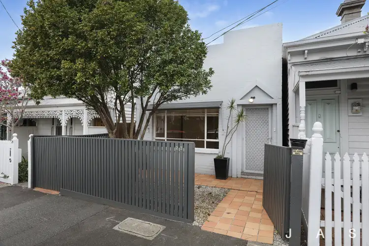 23 McConnell Street