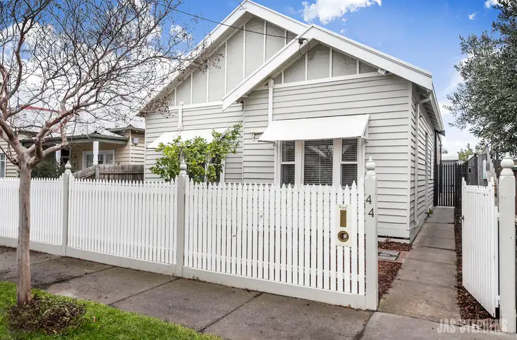 44 Chirnside Street, Kingsville VIC 3012