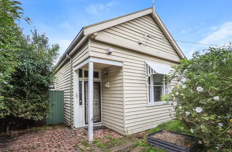 213 Geelong Road, Kingsville VIC 3012
