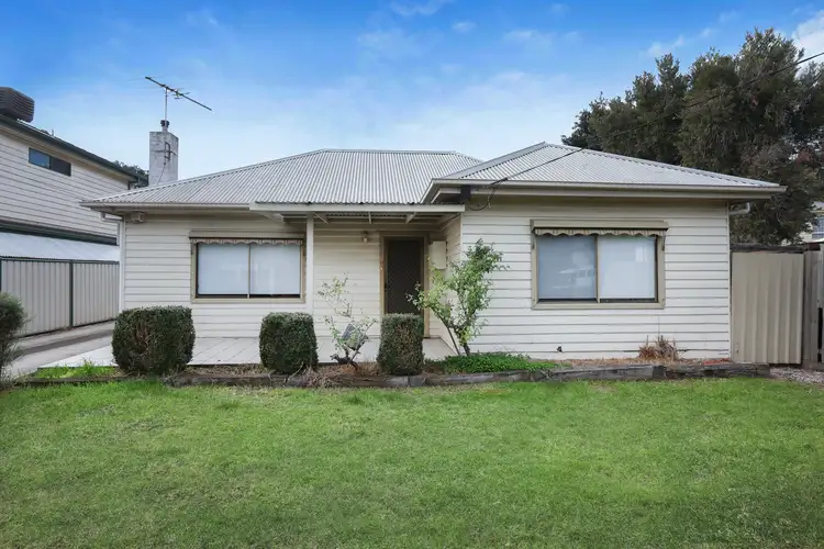 Main view of Homely house listing, 1/18 Conifer Avenue, Brooklyn VIC 3012