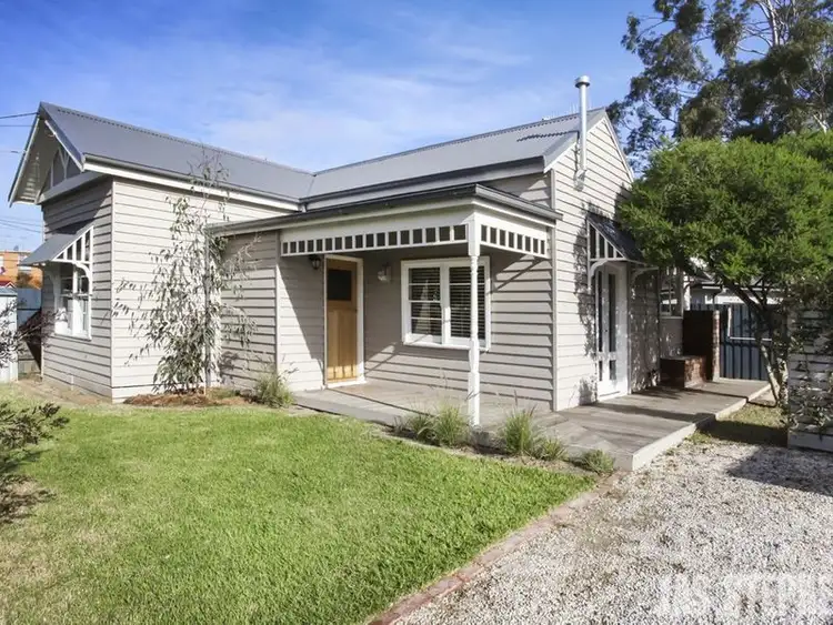 2 Kingsville Street, Kingsville VIC 3012
