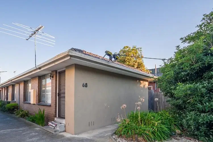 2/68 Pentland Parade, Yarraville VIC 3013