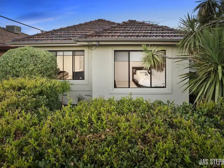 5 Junction Street, Seddon VIC 3011