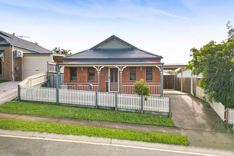 10 Emerald Crescent, Springfield Lakes QLD 4300