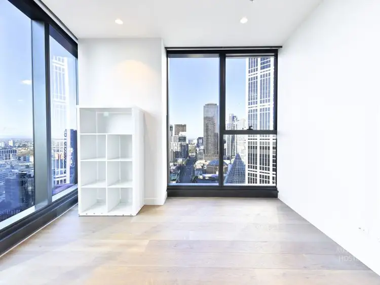 2905/285 La Trobe Street