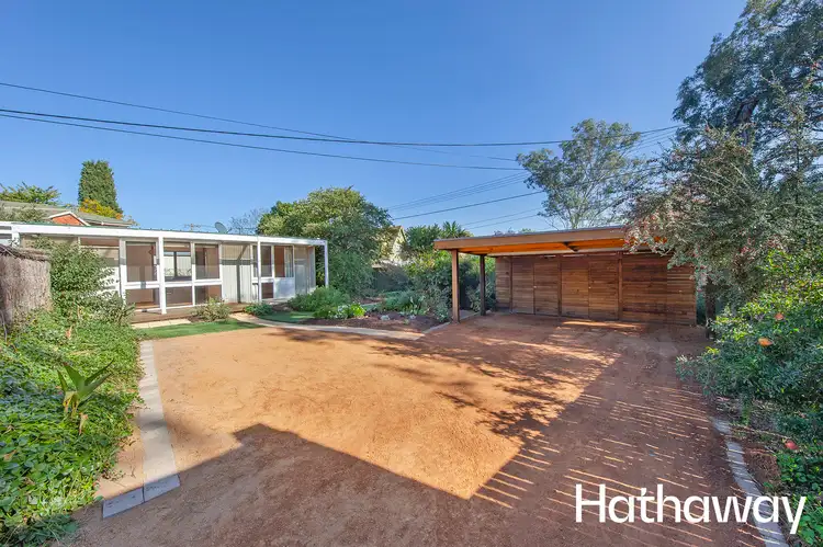 32A Glynn Place