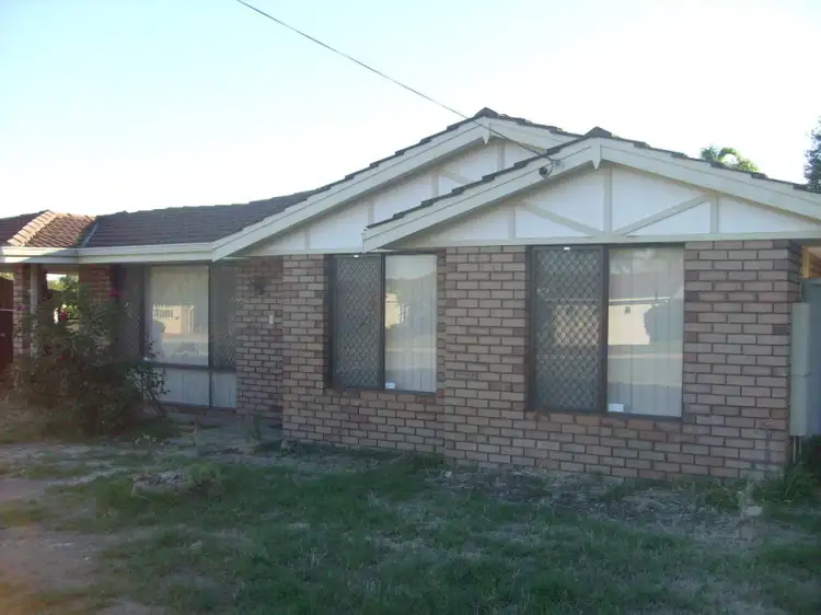 21 Rhine Crescent, Beechboro WA 6063