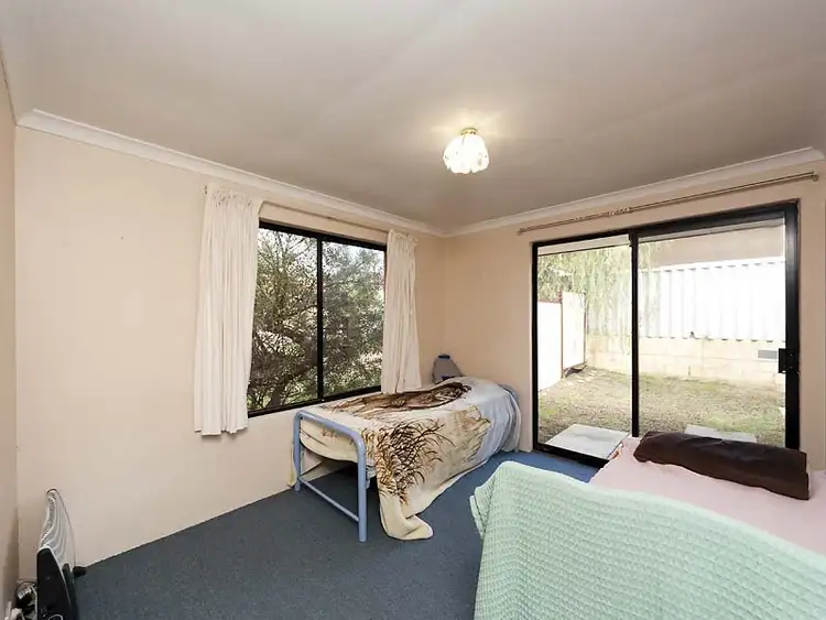 Second view of Homely house listing, 15 Werloo Court, Leda WA 6170