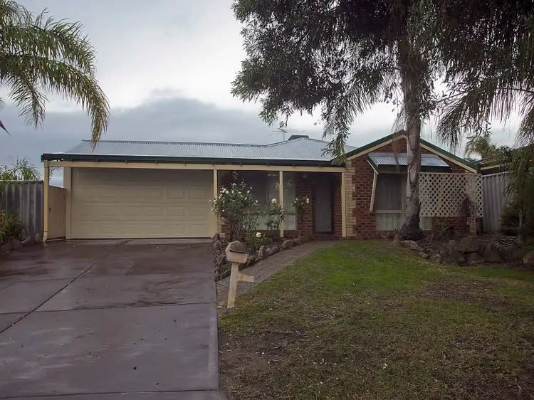 19 Pinewood Pl, Beechboro WA 6063