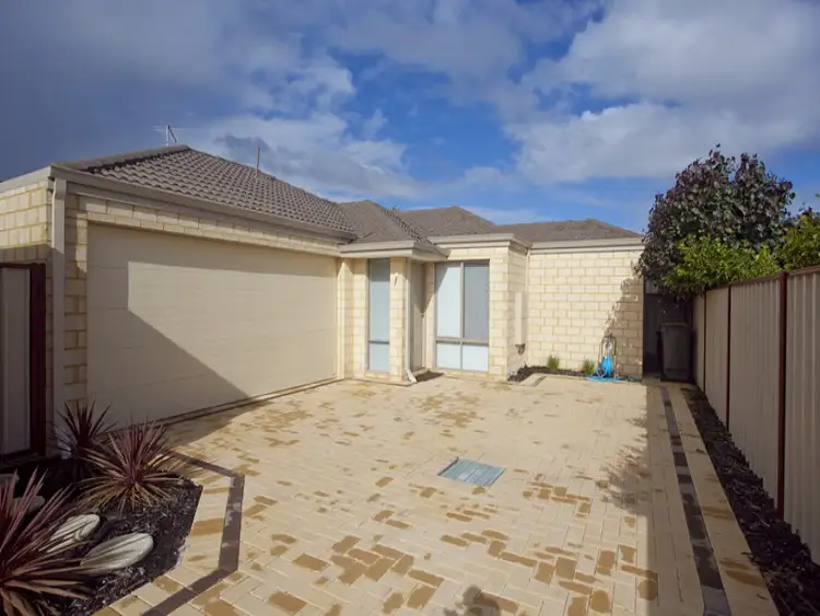 40C Russell Road, Madeley WA 6065