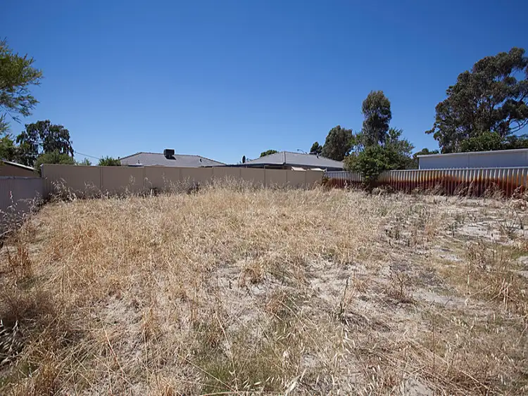 8A Devenish Road, Lockridge WA 6054
