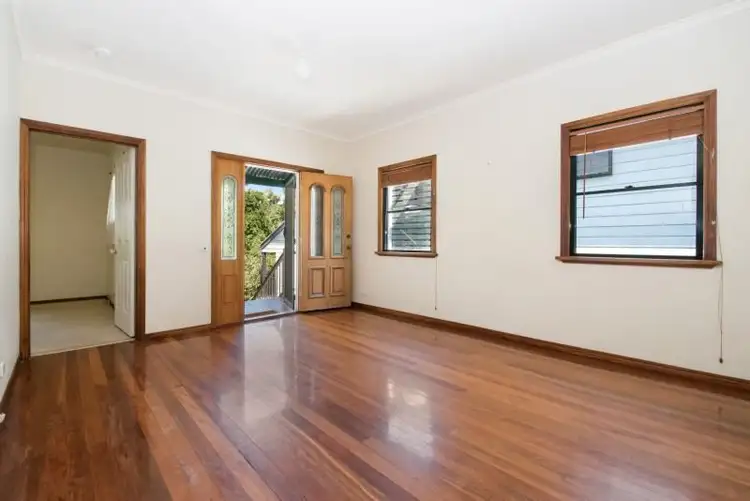 19 Mannion Street, Red Hill QLD 4059