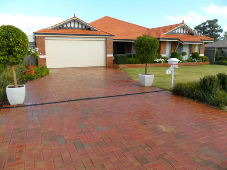 2 Egham Place, Wellard WA 6170