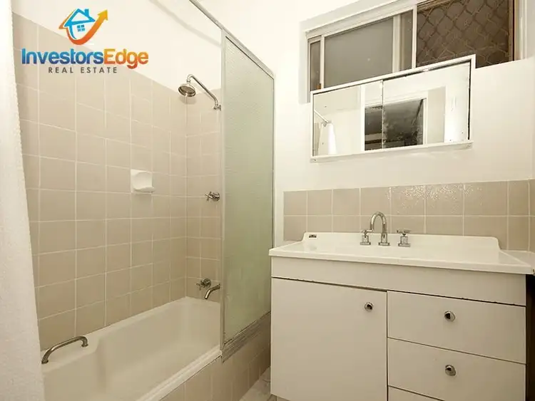 Fifth view of Homely house listing, 64 Jacqueline Drv, Thornlie WA 6108