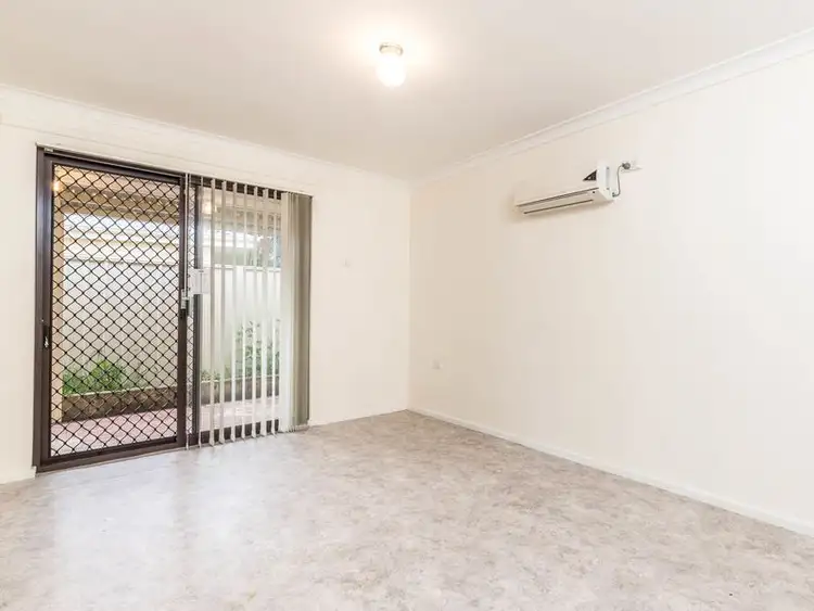 Seventh view of Homely house listing, 4 Pollitt Close, Armadale WA 6112