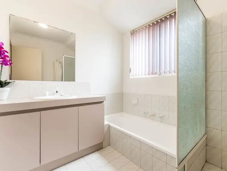 Seventh view of Homely house listing, 2 Zuvela Court, Murdoch WA 6150