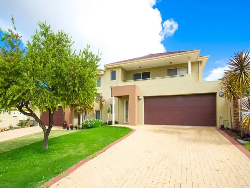 Main view of Homely townhouse listing, 2/7 Wynyard St, Yokine WA 6060