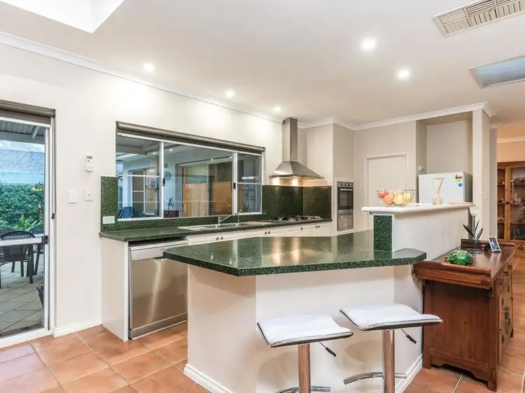 Fifth view of Homely house listing, 21 Warner Court, Manning WA 6152