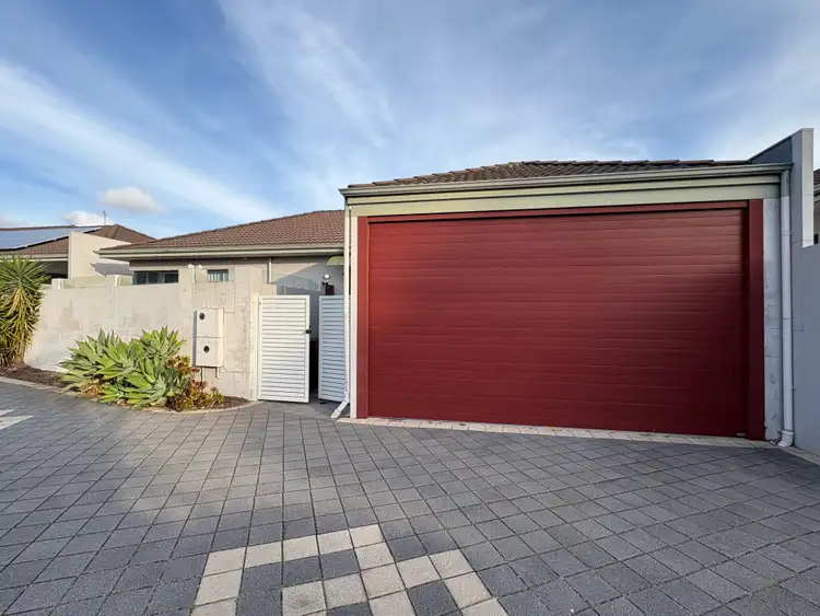 2/36 Ellam Street, St James WA 6102