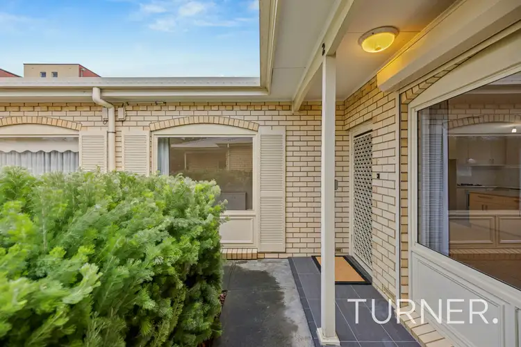 2/7 Maturin Road