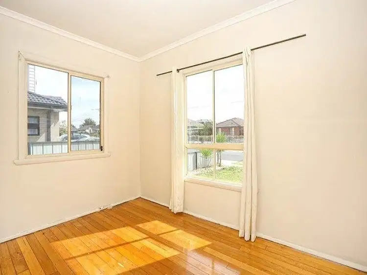 Fifth view of Homely unit listing, 49 Jacana Avenue, Broadmeadows VIC 3047