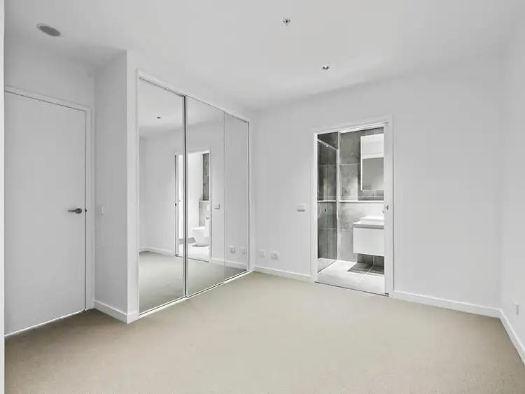 Fifth view of Homely apartment listing, 9.04/19 Russell Street, Essendon VIC 3040