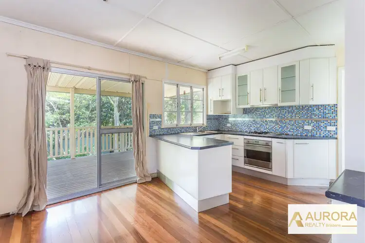 39 Jasper Street, Holland Park QLD 4121