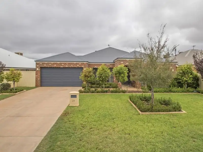 Main view of Homely house listing, 21 Riseberry Way, Somerville WA 6430