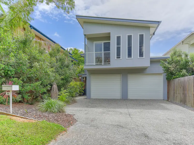 14 Iris Street, Holland Park West QLD 4121