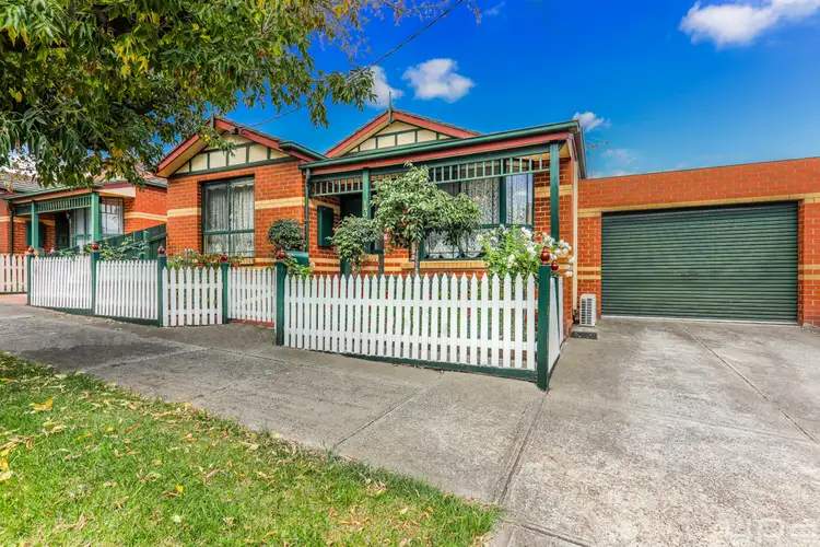13 Muntz Avenue, Glenroy VIC 3046