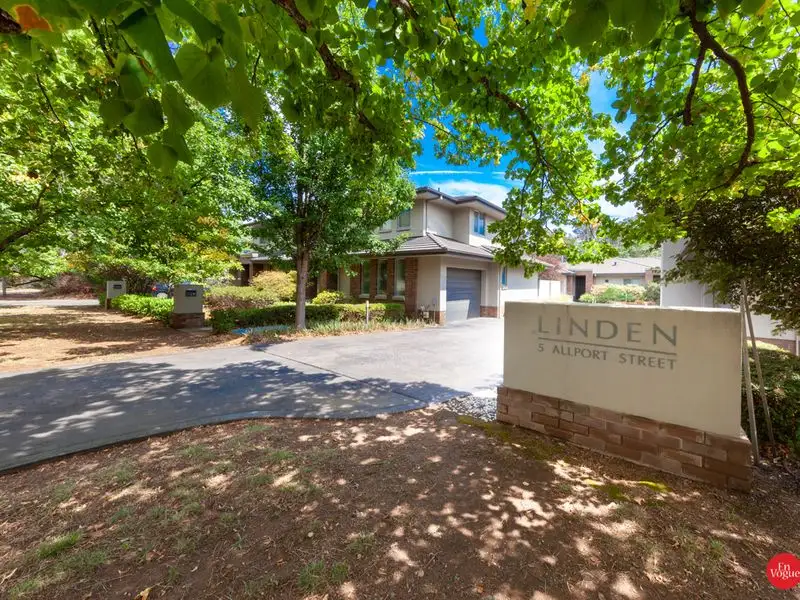 Main view of Homely townhouse listing, 2/5 Allport Street, Downer ACT 2602