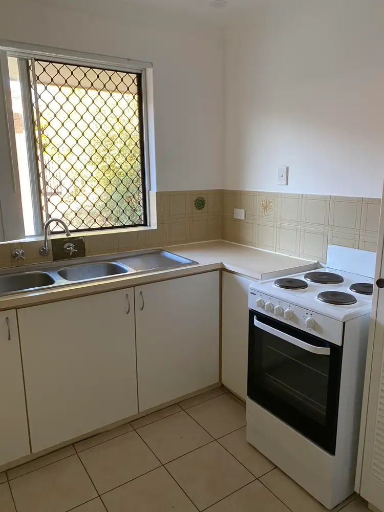 Fourth view of Homely villa listing, 7/17 Weatherill Way, Noranda WA 6062
