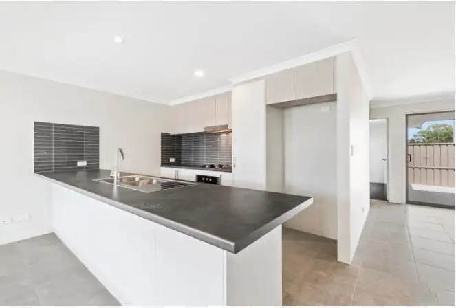 13/11 Bakana Loop, Landsdale WA 6065