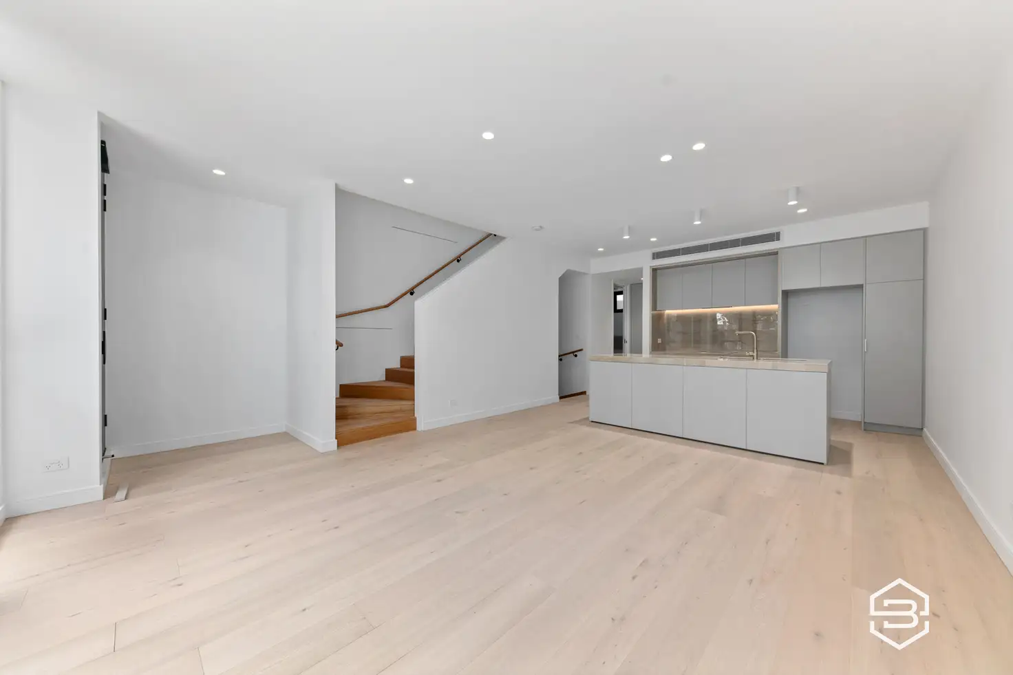 Main view of Homely townhouse listing, 5/45 Kokaribb Road, Carnegie VIC 3163