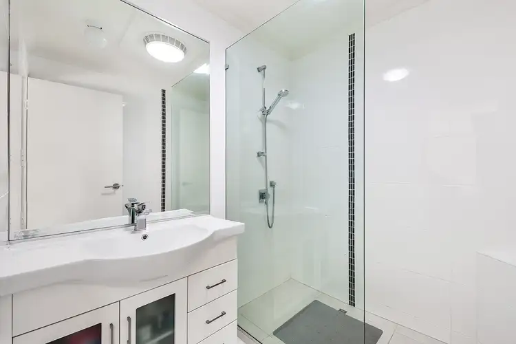 Sixth view of Homely semi-detached listing, 2/5 Dalton Street, Southport QLD 4215