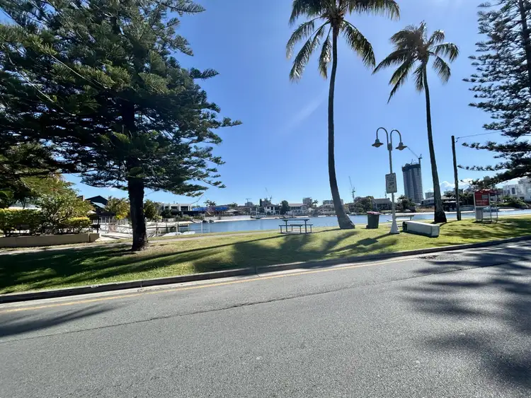 4/5 Watson Esplanade, Surfers Paradise QLD 4217