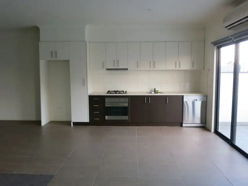 Main view of Homely townhouse listing, 4/960 Plenty Road, South Morang VIC 3752