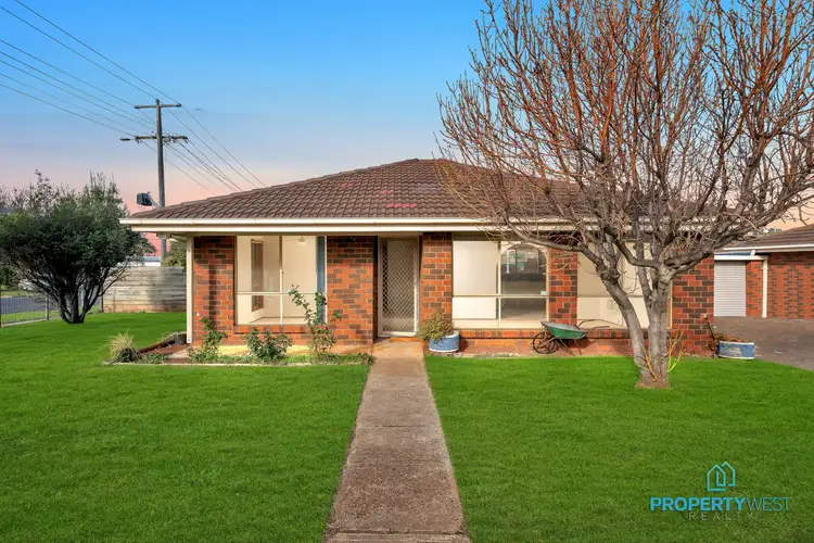 1/15-19 Oneills Road, Melton VIC 3337