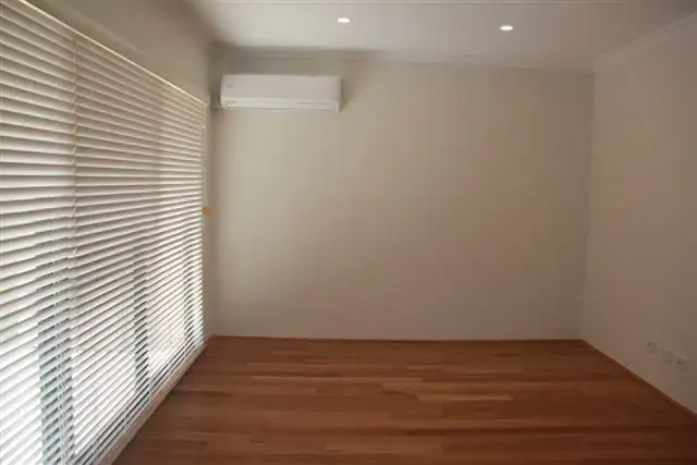 Fourth view of Homely apartment listing, 12/16 Pearl Road, Cloverdale WA 6105