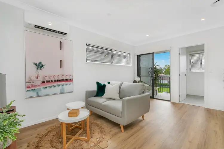 2/94 Sherwood Road, Rocklea QLD 4106