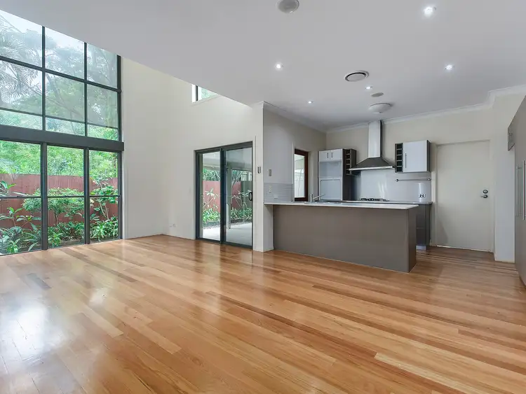 34 Hants Street, Hamilton QLD 4007