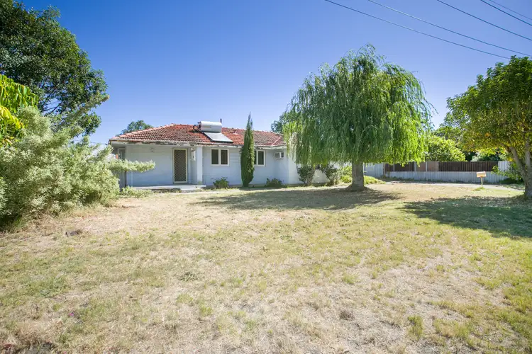 1 Scanlon Way, Lockridge WA 6054